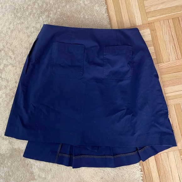 Marc by Marc Jacobs - Pleated Skirt with Buckles - Picture 2 of 3